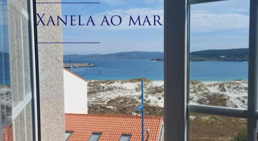 Apartamento Xanela o Mar Laxe Esterno foto